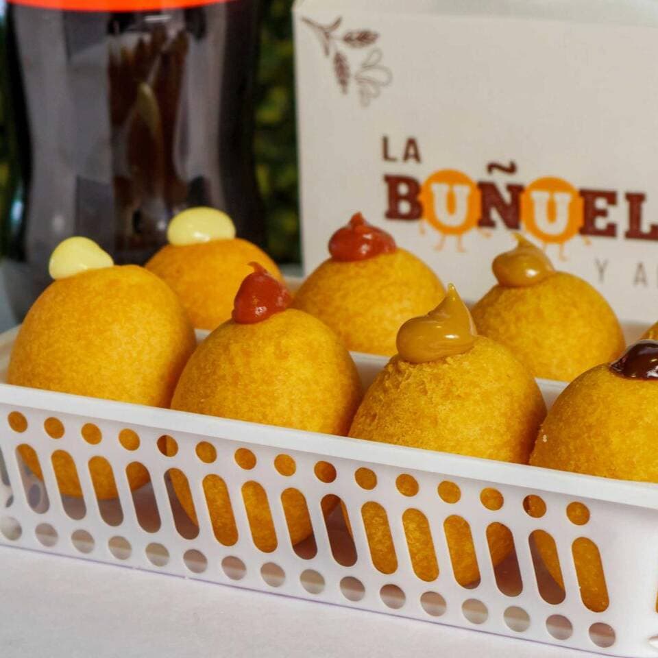 Buñuelo y bebida 1.5 lt