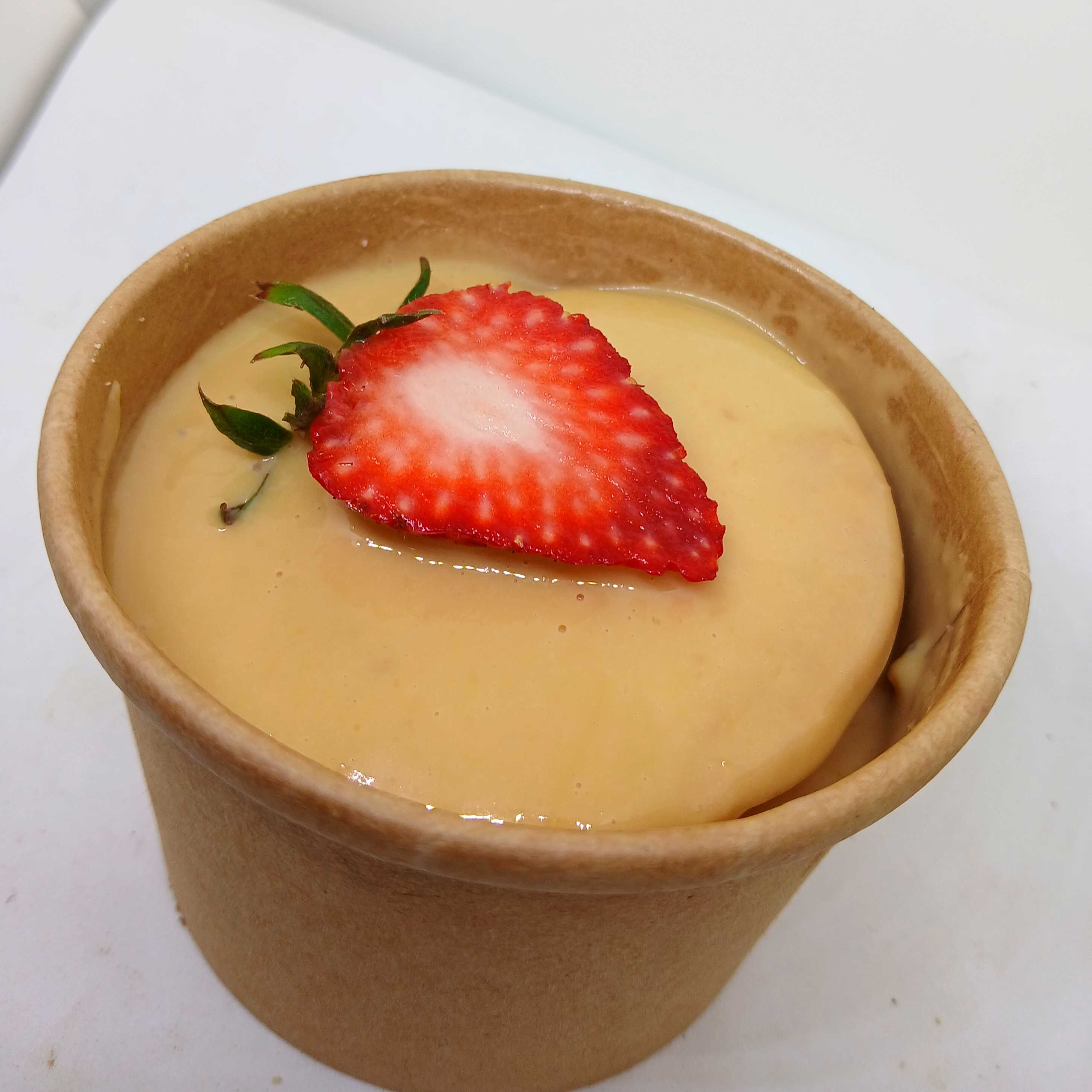 Alfajor Cuchareable con Fresas
