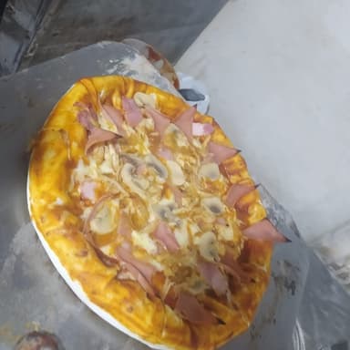 Pizza Personal Pollo con Champiñones