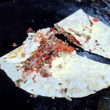 Quesadilla de Carne al Pastor