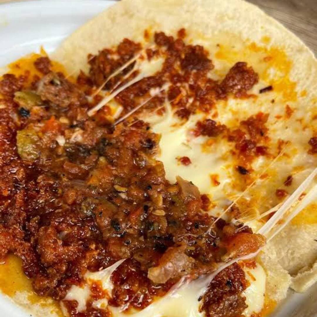 Tacos de Chorizo con queso