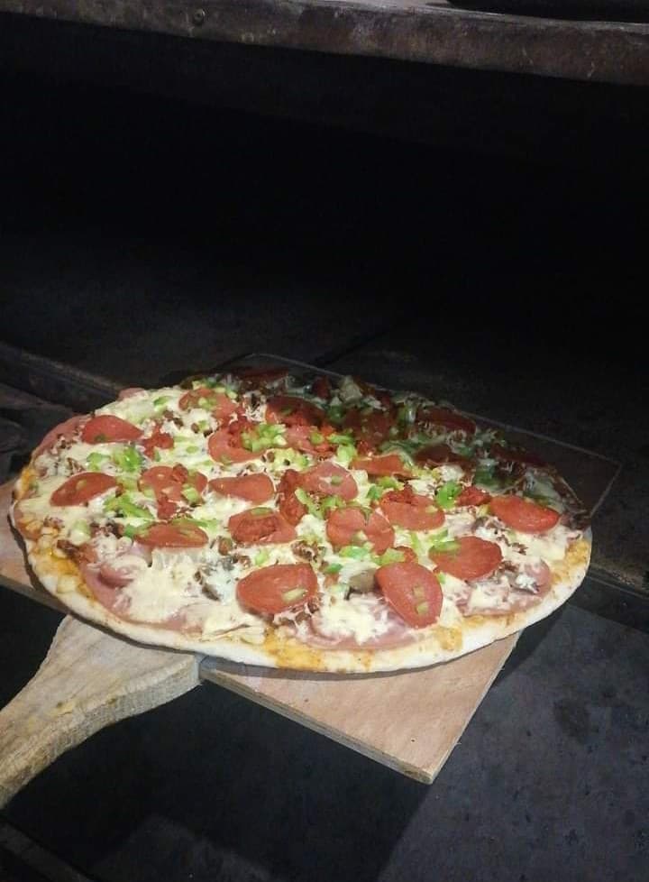 Alejo's pizza