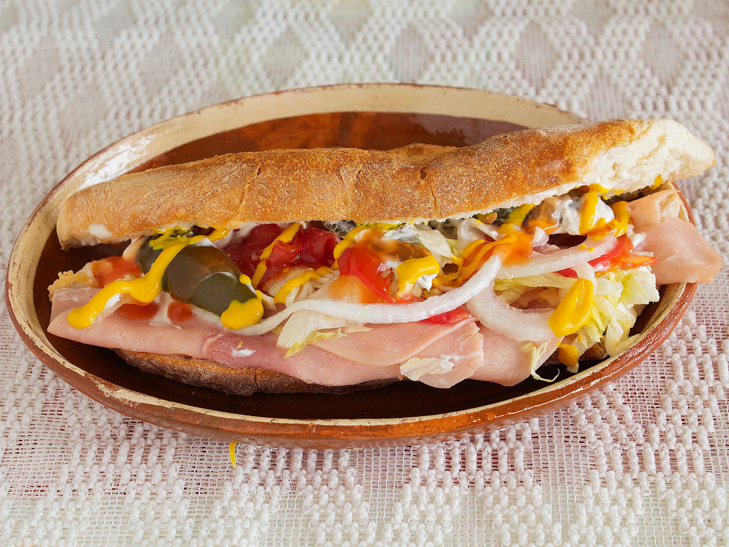 LONCHE DE JAMÓN .🤤🤤...