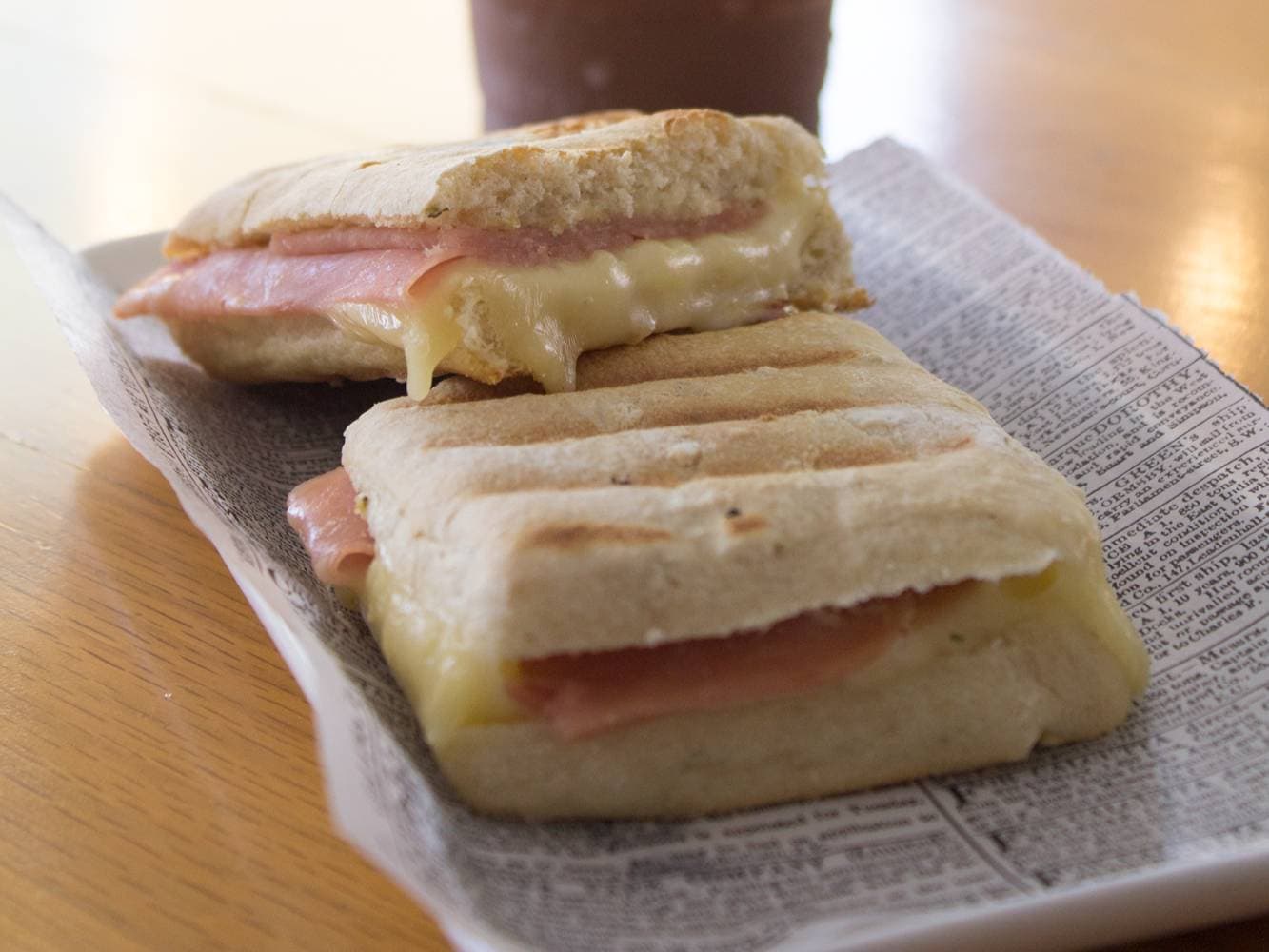 Panini Jamón y Queso
