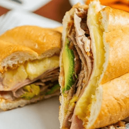 Torta Hawayan con Papas Chips