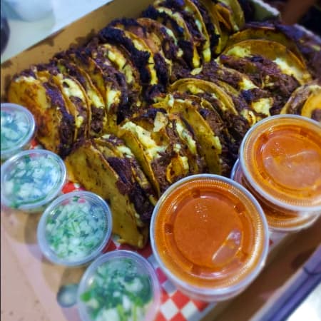 16 Tacos de Birria con Papas