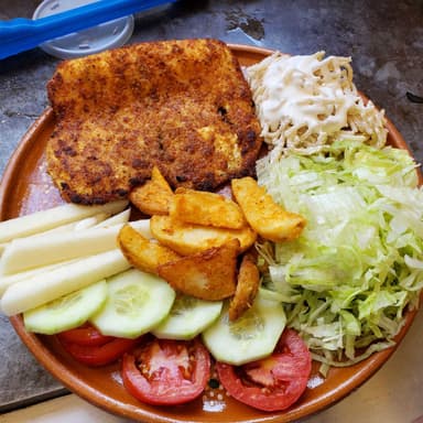 PECHUGA EMPANIZADA