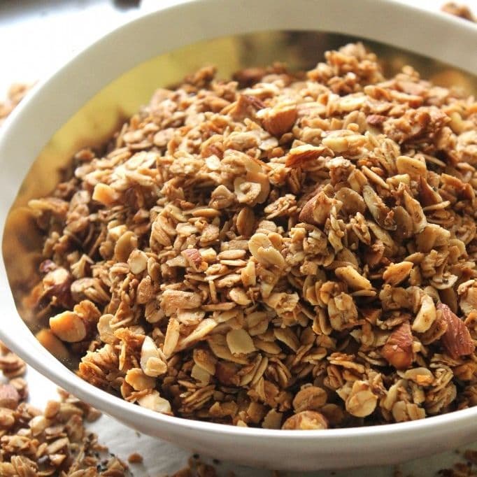 BOLSA DE GRANOLA 200 G.