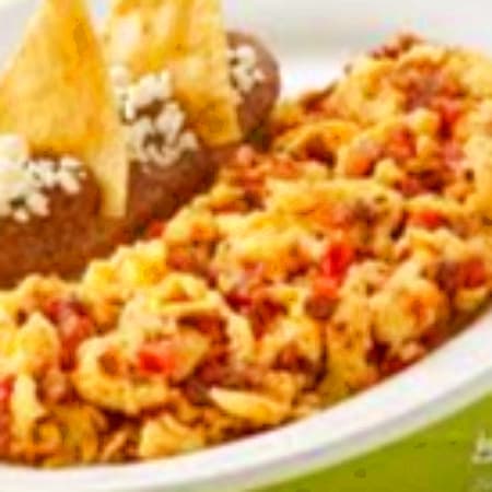HUEVOS CON MACHACA