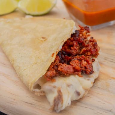 Quesadilla con chorizo
