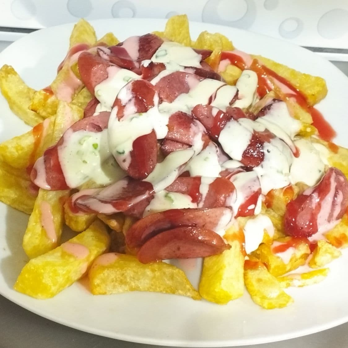 Salchipapa
