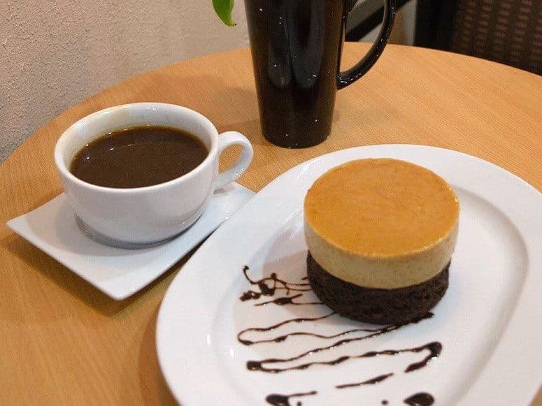 Pastel Mini Chocoflan