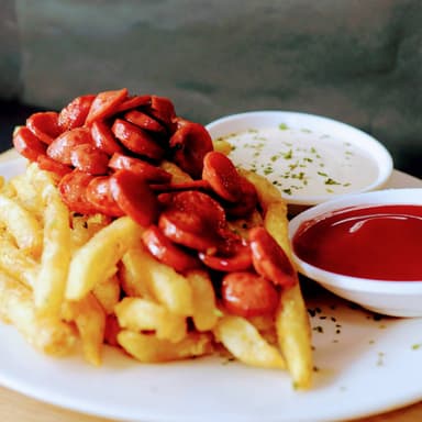 Salchipapas