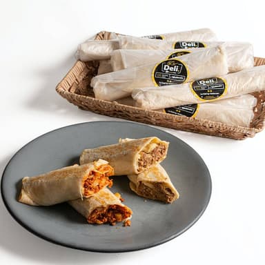 Burrito de Chicharrón. La Deli Deli