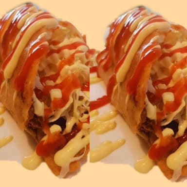 2 Empanadas Carne Arregladas