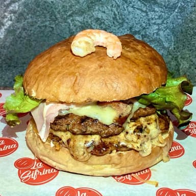 Hamburguesa Mar y Tierra