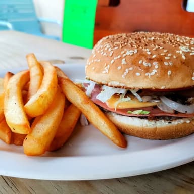 Hamburguesa + Papas