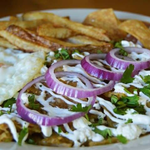 Chilaquiles con Bistec