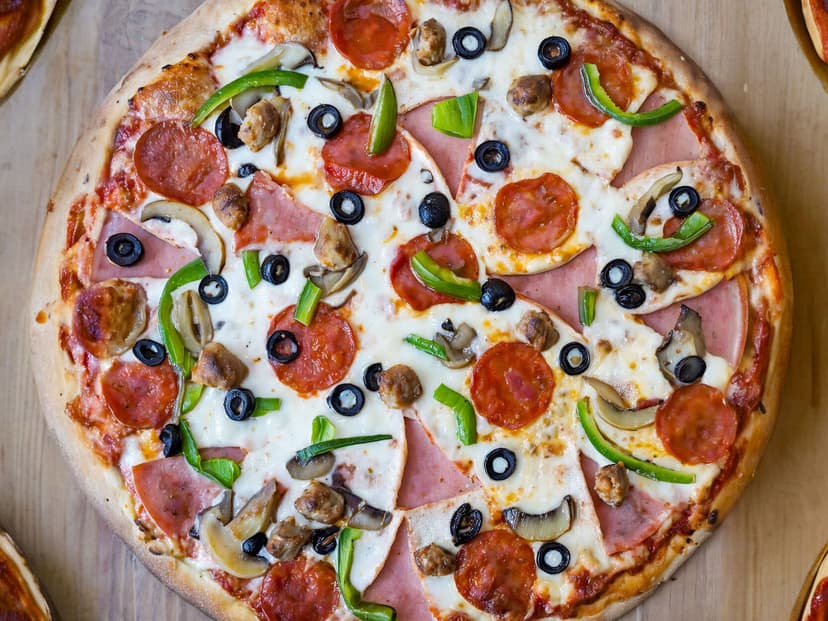 PIZZA MOON