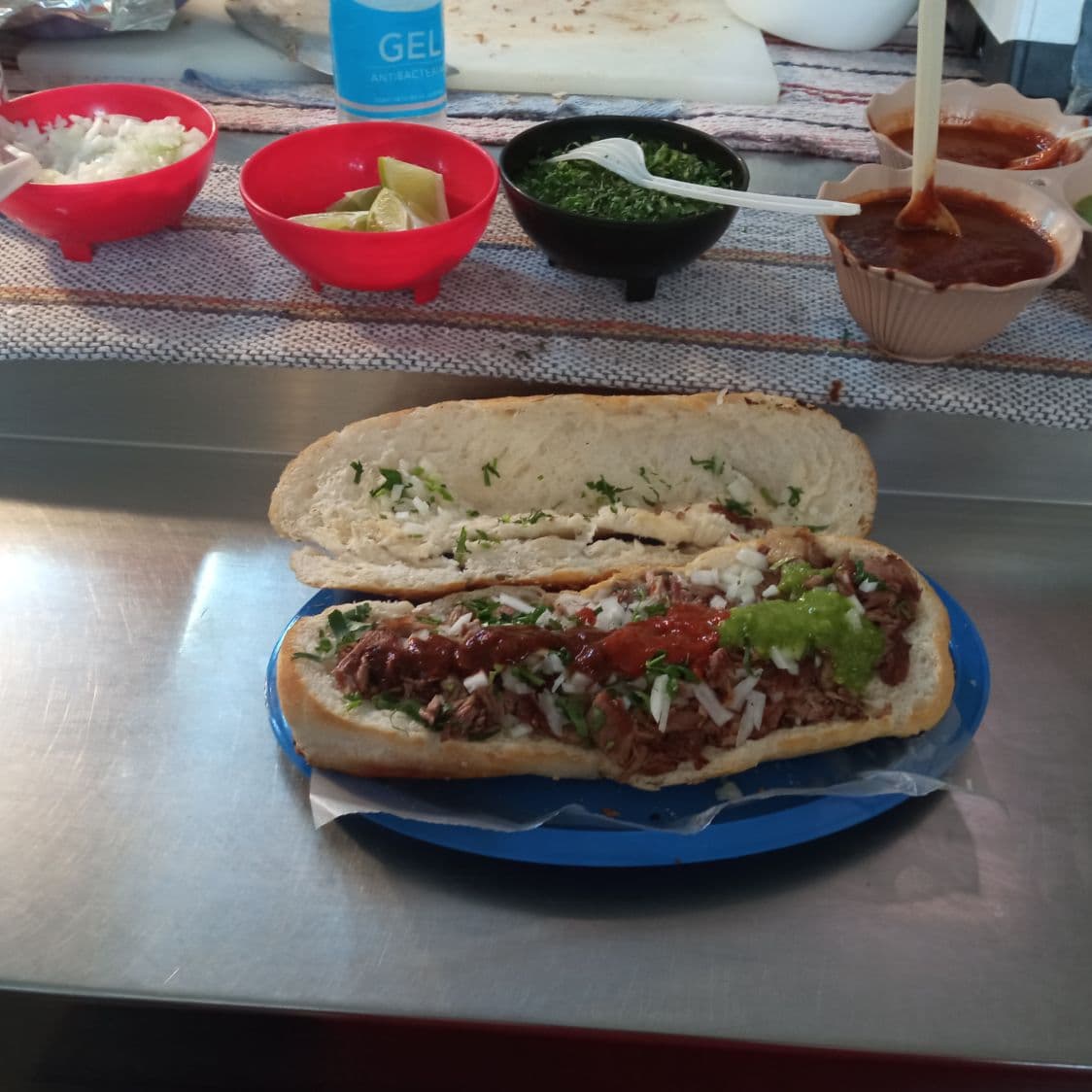 Torta de Birria con Queso