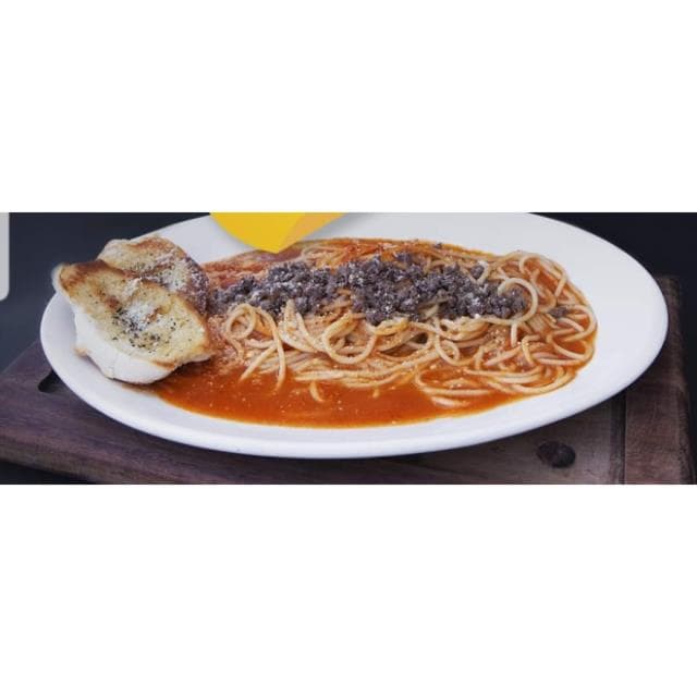 ESPAGUETTI A LA BOLOGNESA