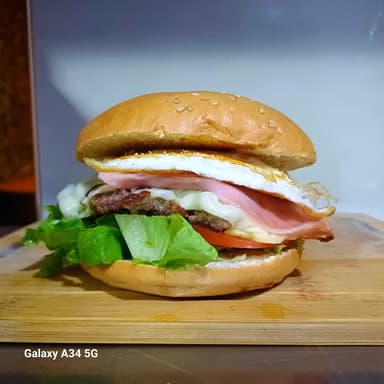 Hamburguesa Clásica de Carne