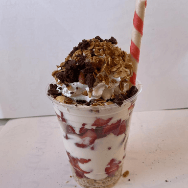 Fresas con crema grandes 16 oz