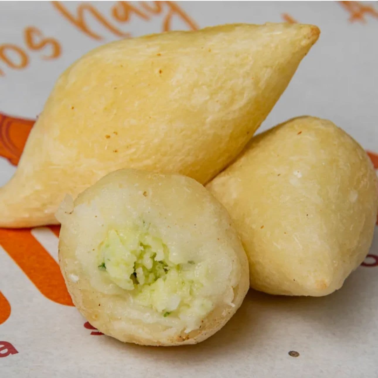 Mini Carimañolitas de Queso Costeño Fritas 10 uds