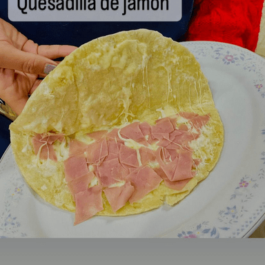 Quesadilla de Harina con Jamón