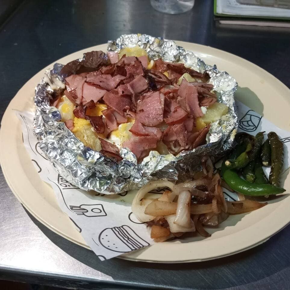 Papa Preparada de Jamón y Tocino