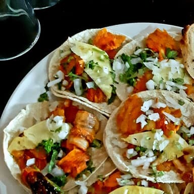 Combo 4 Tacos al Pastor + Jamaica