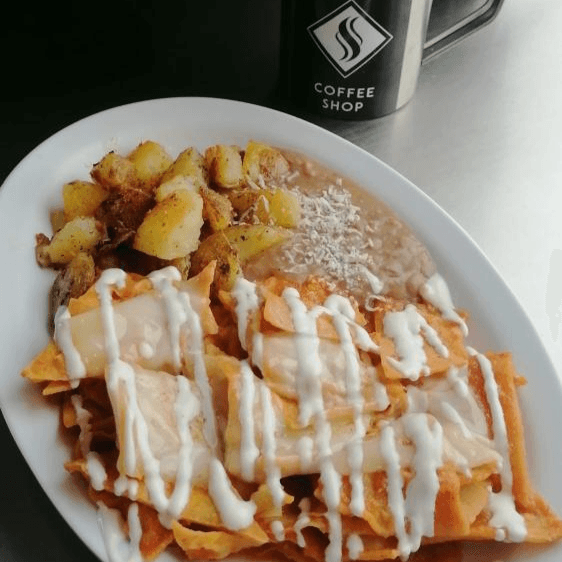 Chilaquiles Sencillos + Parfait