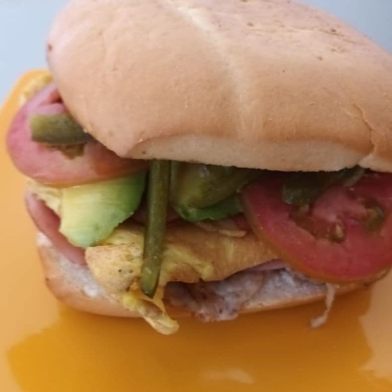 Torta de Huevo con Jamón o Queso