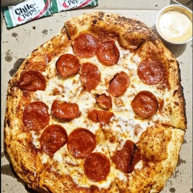 Pizza Pepperoni Mediana