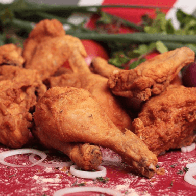 Piezas Pollo Frito + Papas + Coca 355ml