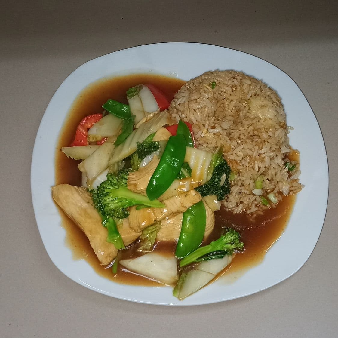 Filete de Pollo con Verduras 200 G