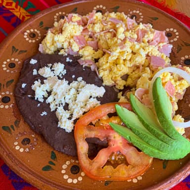 Huevos con Jamón