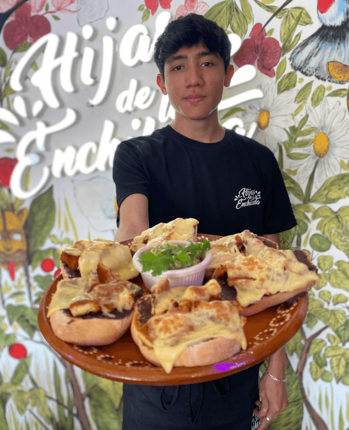 Guacamoyes