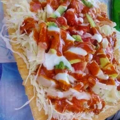 Chilindrina Con Salsa Valentina