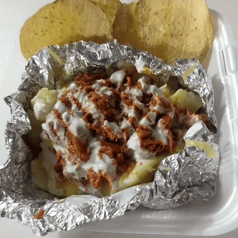 Papa Loca de Chamorro, Buche, Carnitas, Tripitas,