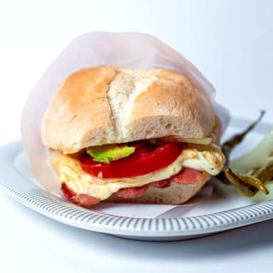Torta Salchicha con Queso