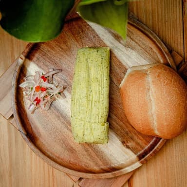 Tamal verde con Seco de Cabrito