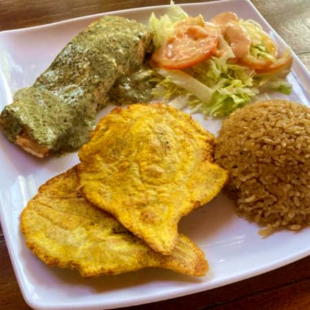 Salmón a las Finas Hierbas