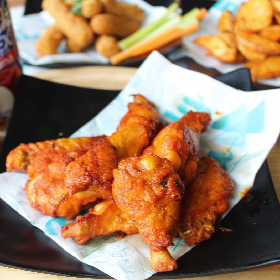 Alitas de Pollo Adobadas 6pz