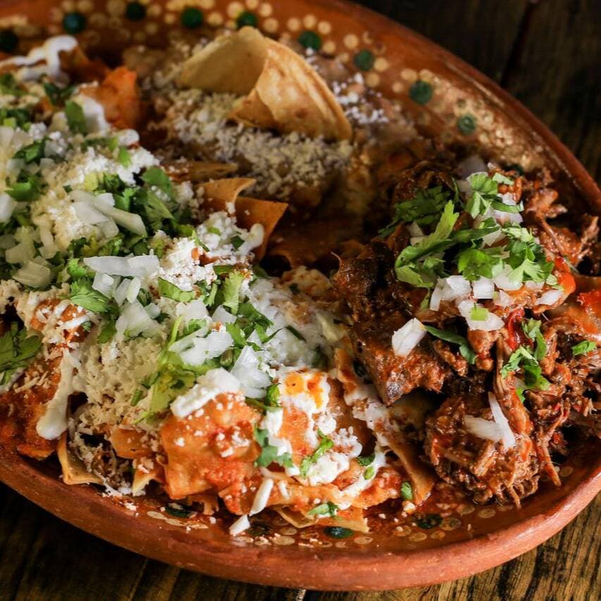 Chilaquiles con Birria
