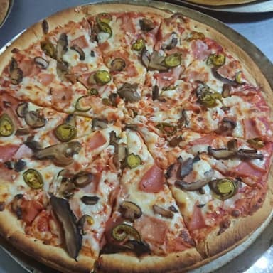 Pizza Julio´s Familiar