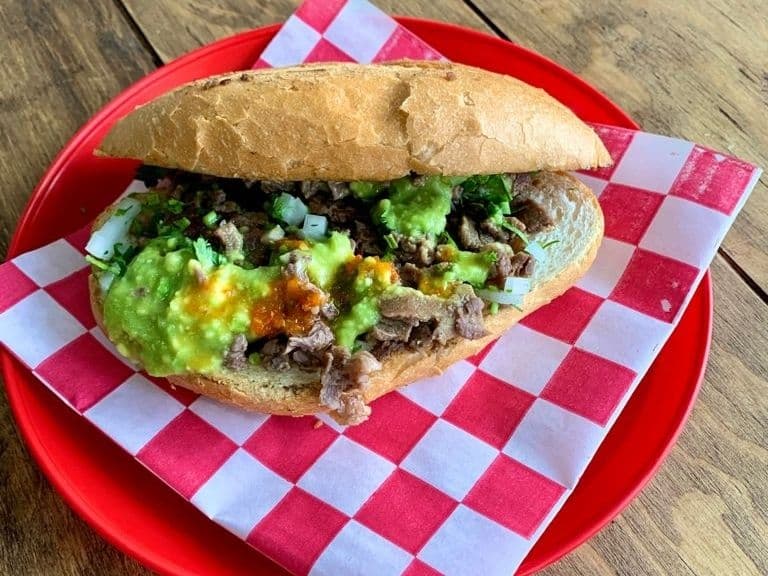 Mini Torta de Carne Adobada