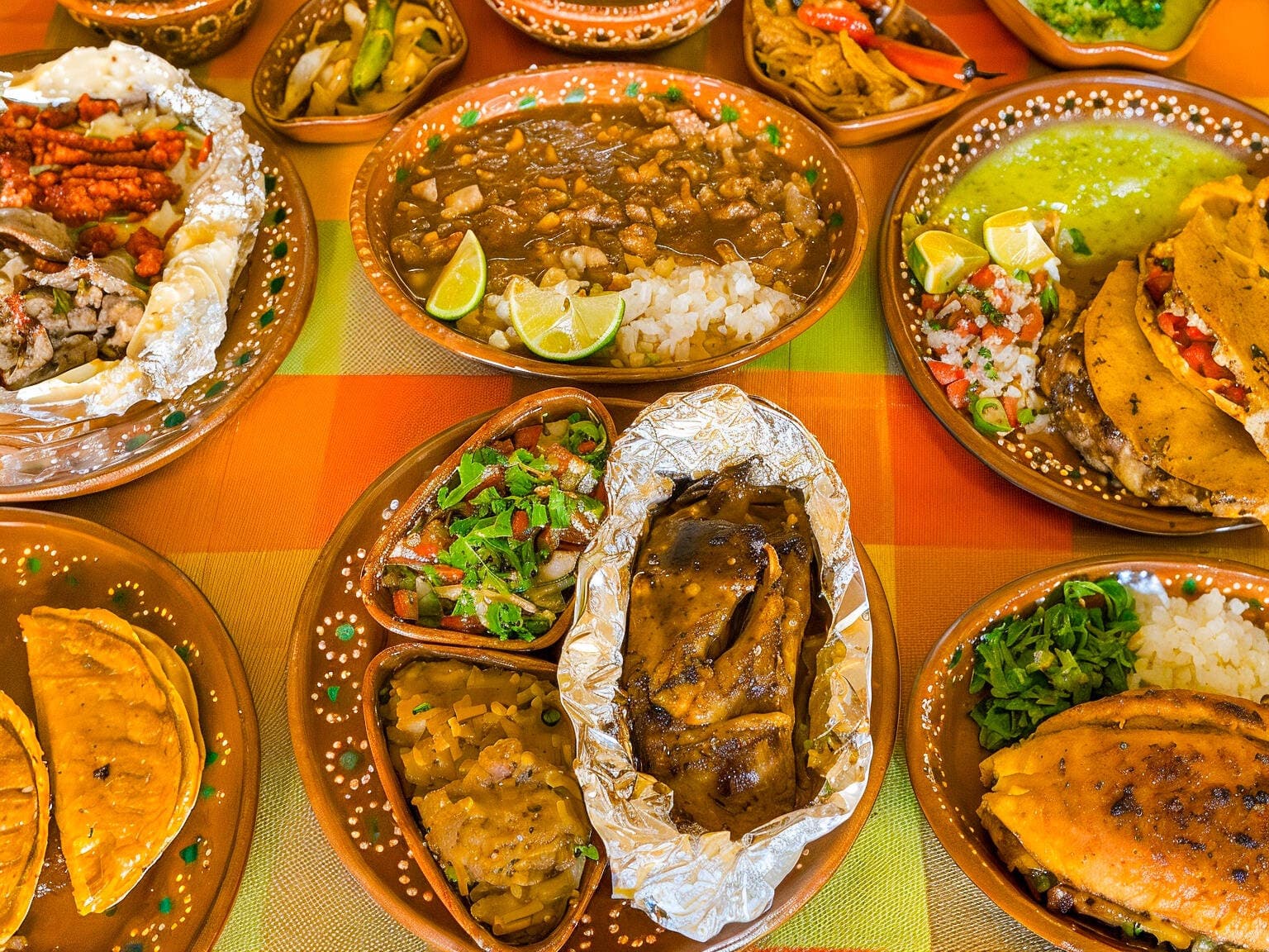 Birria y Chamorros El Salsitas