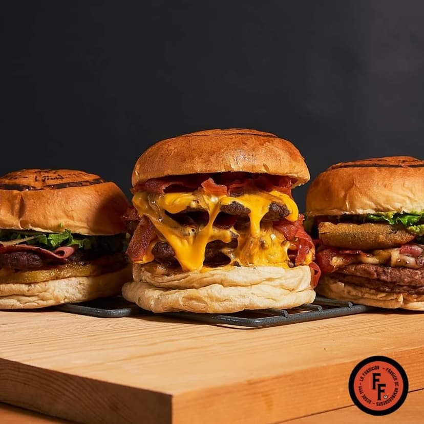 Hamburguesas la Fundición Plaza del Valle