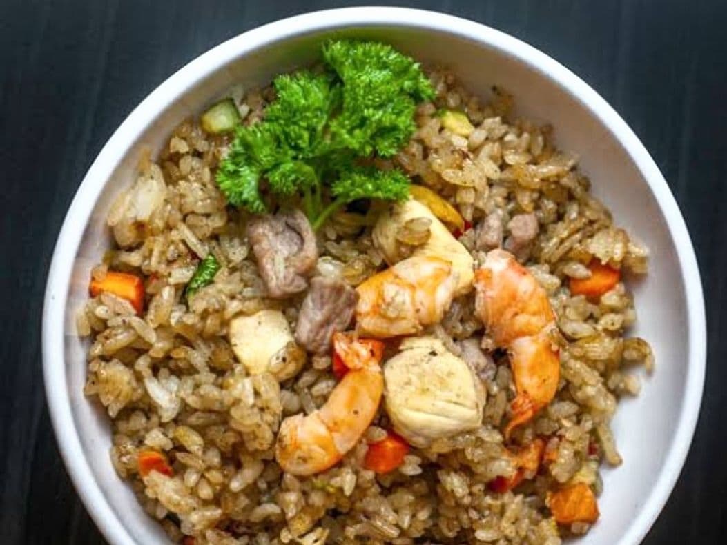 Yakimeshi mixto